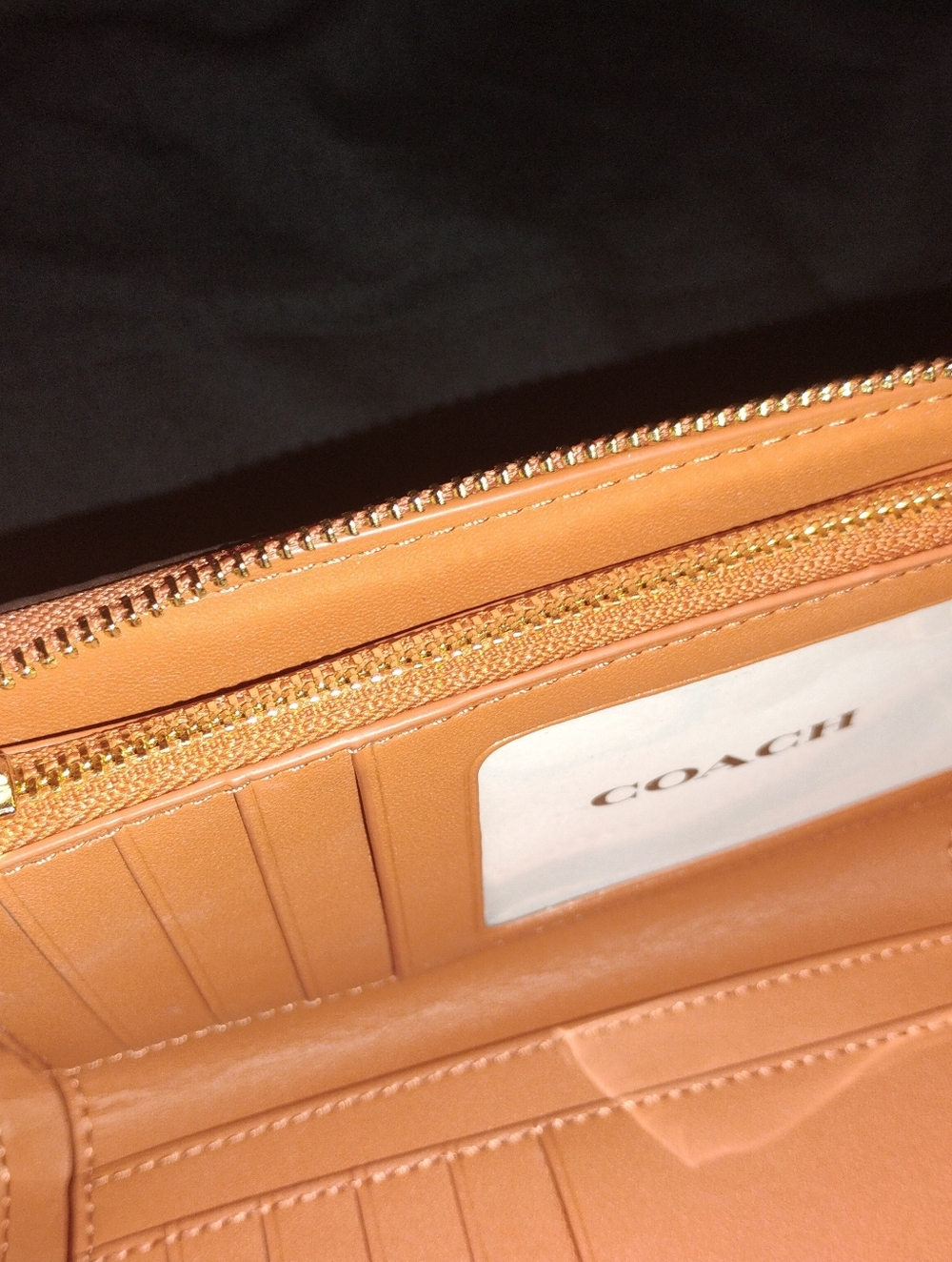 Coach Pebbled Leather Medium Zip Wallet — Tan Brown with Gold Logo - Picture 7 of 8